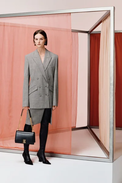 Look 8